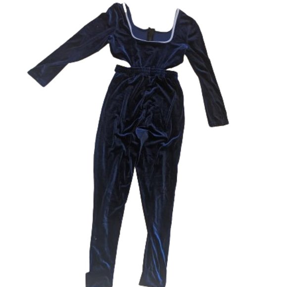 --- Blue and White Stretch Velour Jumpsuit Fist Size Small - Picture 6 of 6